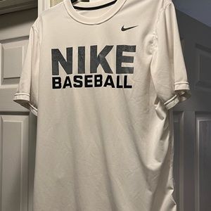 Men’s Nike Dri-fit Size Medium